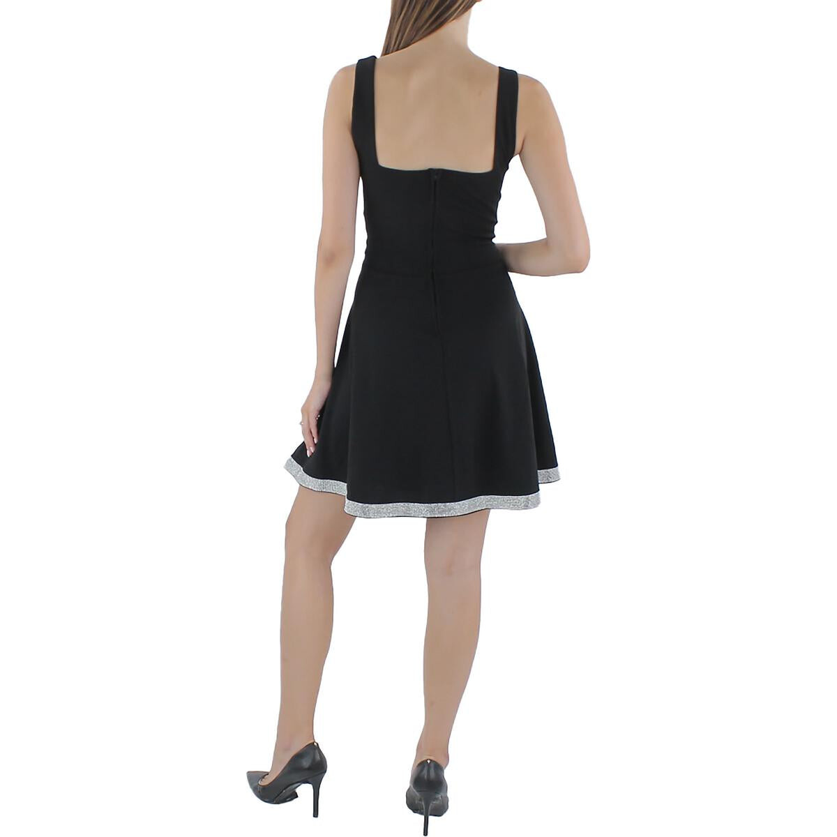 Женское праздничное короткое мини-платье для юниоров Speechless, черный
Женское праздничное короткое мини-платье для юниоров Speechless, черный