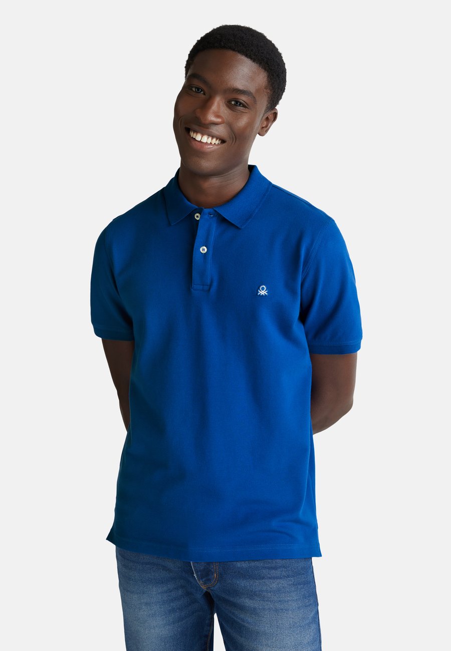 Поло United Colors of Benetton SHORT SLEEVE WITH LOGO PATCH ON LEFT BREAST, Blue
Поло United Colors of Benetton SHORT SLEEVE WITH LOGO PATCH ON LEFT BREAST, Blue