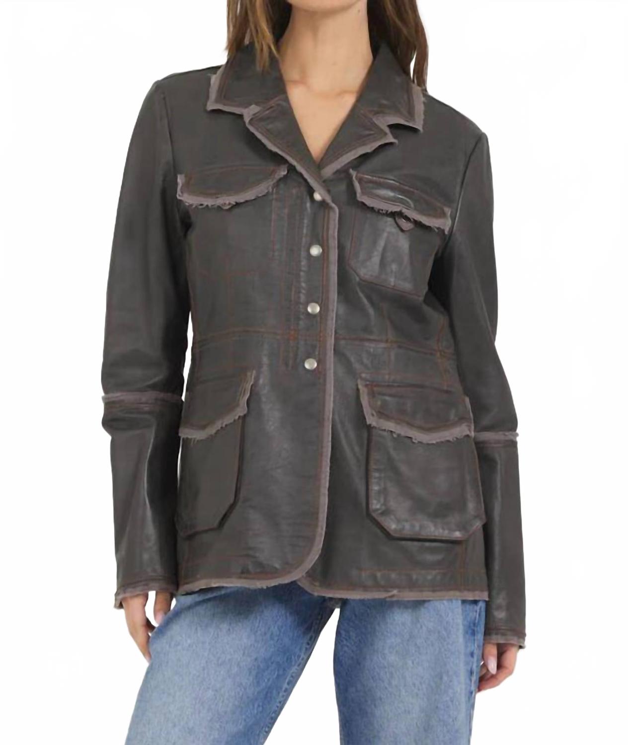 Мерил кожаное пальто в гристоун JACHS NEW YORK, Greystone
Мерил кожаное пальто в гристоун JACHS NEW YORK, Greystone