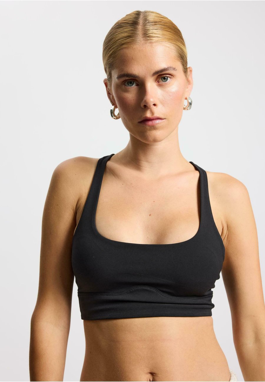 Бюстгальтер rethinkit studios BUTTER SOFT SEINNA, Black
Бюстгальтер rethinkit studios BUTTER SOFT SEINNA, Black