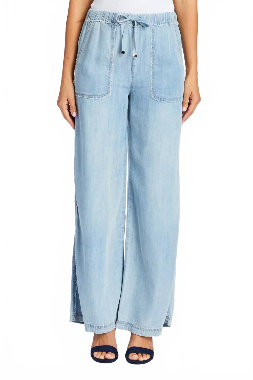 Миди-брюки для отдыха в светло-индиговом цвете Tractr
Миди-брюки для отдыха в светло-индиговом цвете Tractr