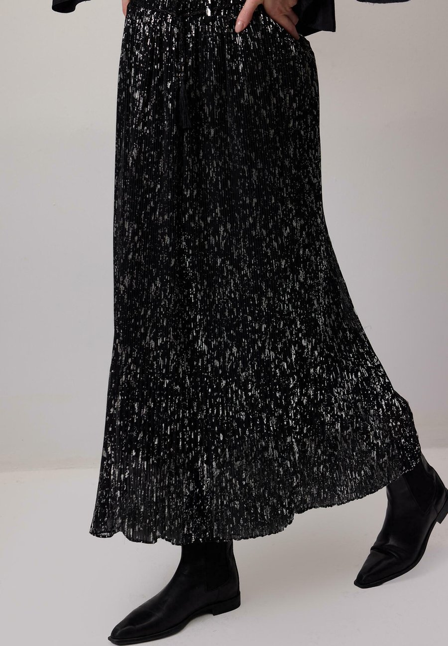 Юбка Touché Privé Maxi skirt, Black
Юбка Touché Privé Maxi skirt, Black