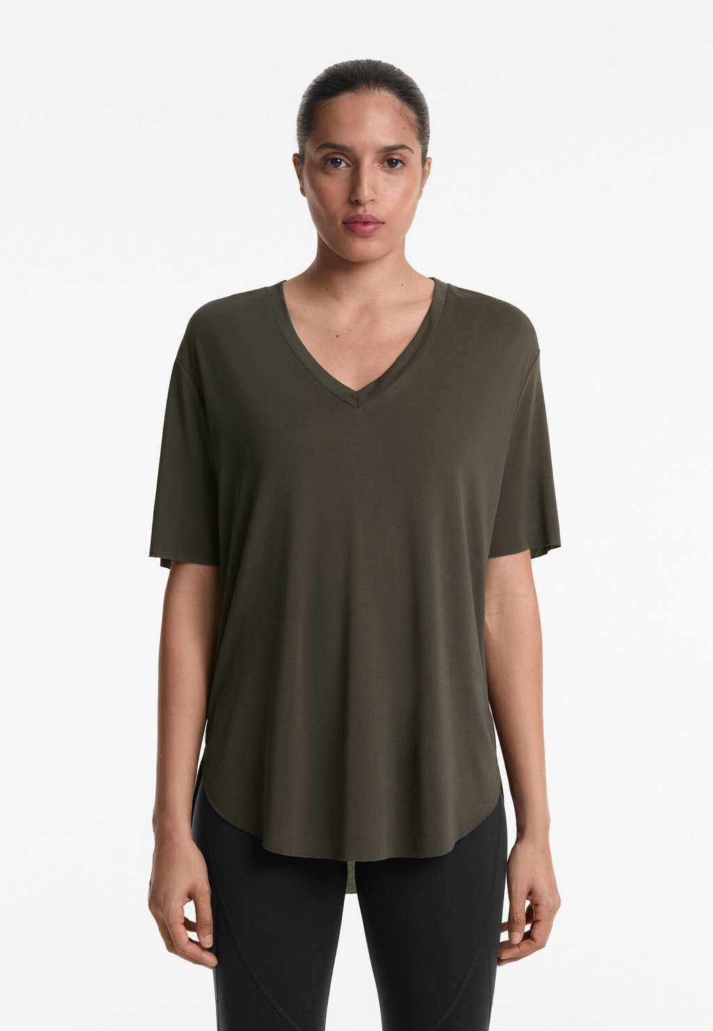 Базовая футболка SOFT-TOUCH SHORT-SLEEVED OYSHO, темно-серый
Базовая футболка SOFT-TOUCH SHORT-SLEEVED OYSHO, темно-серый