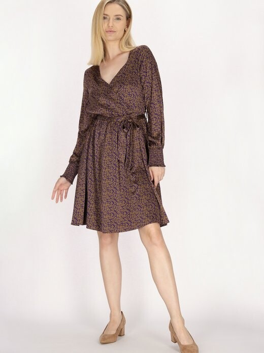 Платье Usha, фиолетовый
Платье Usha, фиолетовый