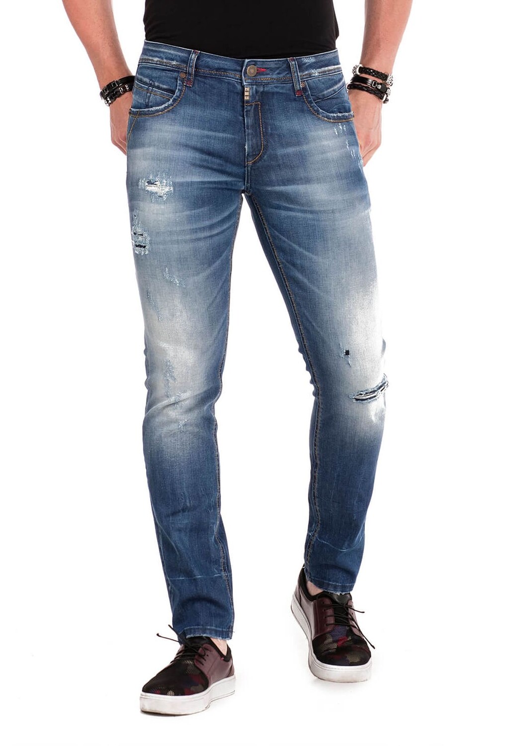 Джинсы с потертым видом и прямым кроем CIPO & BAXX, синий
Джинсы с потертым видом и прямым кроем CIPO & BAXX, синий