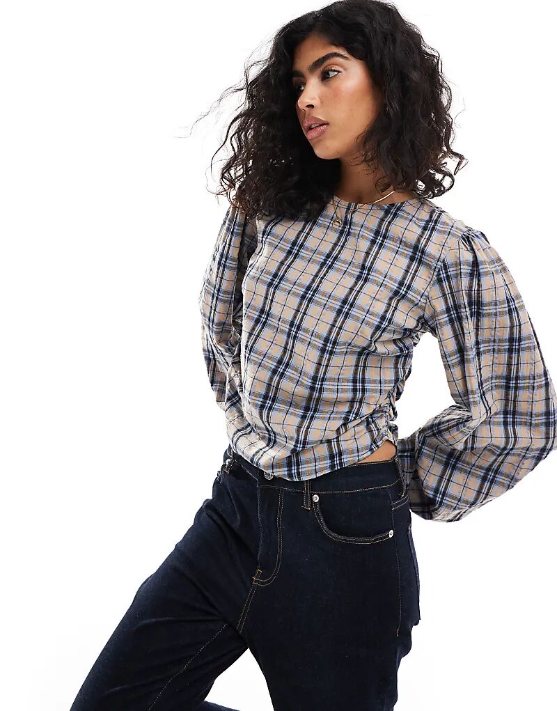 Топ в клетку с объемными рукавами и сборками по бокам ASOS DESIGN 
Топ в клетку с объемными рукавами и сборками по бокам ASOS DESIGN
