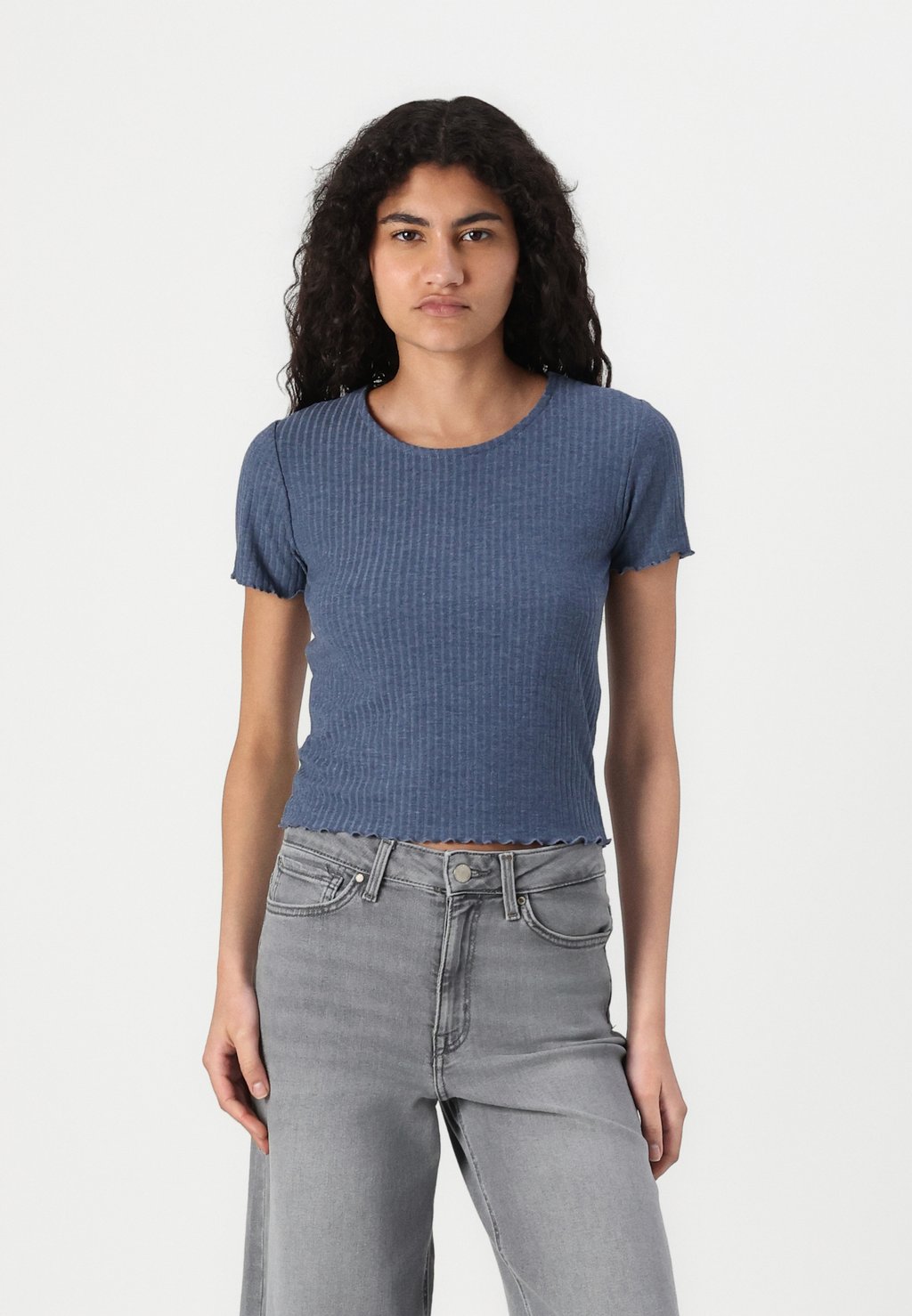 Базовая футболка ONLEMMA ONLY, синий
Базовая футболка ONLEMMA ONLY, синий