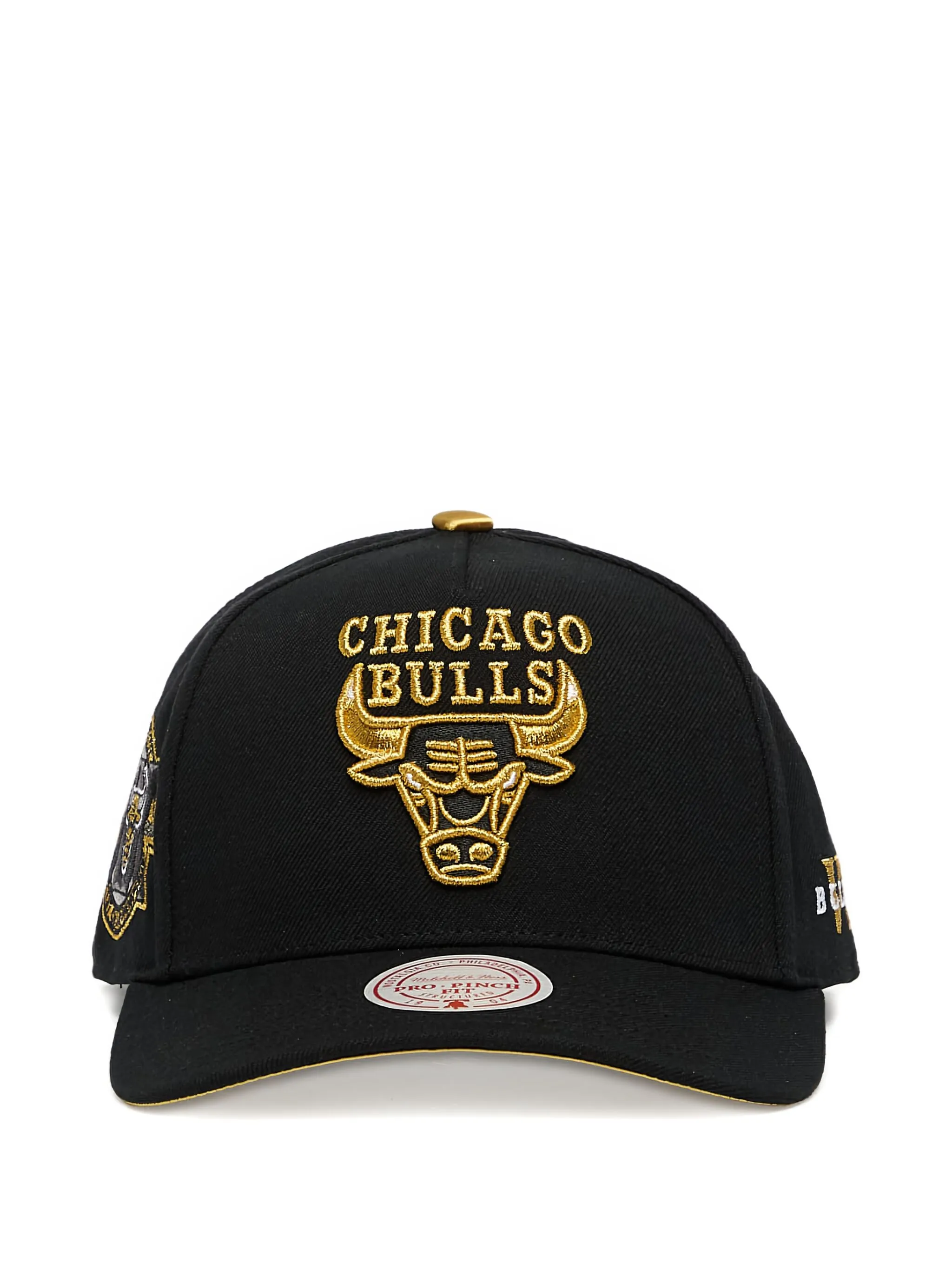 Кепка NBA Core Vi Pro Chicago Bulls Mitchell & Ness, черный
Кепка NBA Core Vi Pro Chicago Bulls Mitchell & Ness, черный