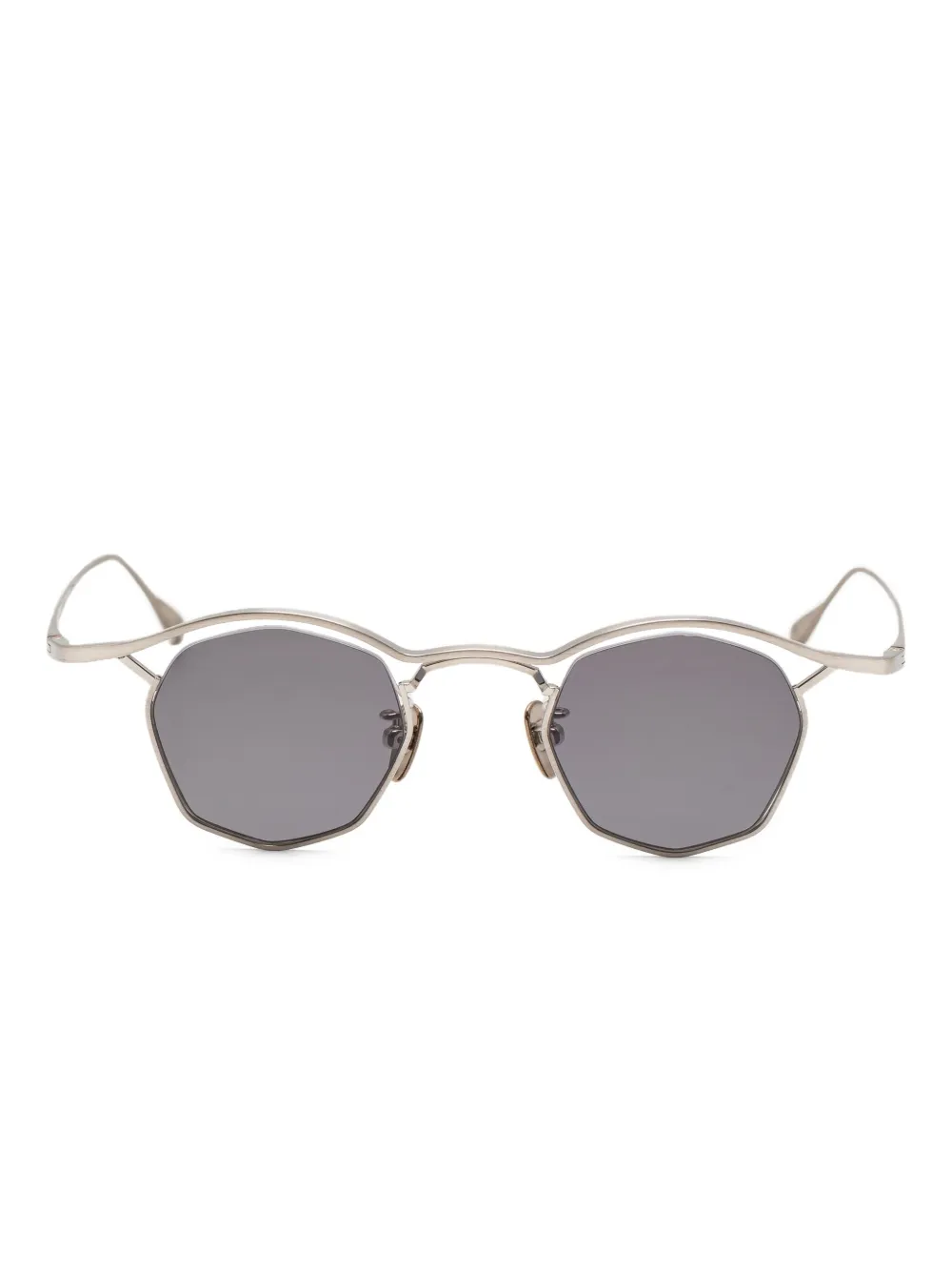 Солнцезащитные очки из коллаборации с Titanos Factory900, серебряный
Солнцезащитные очки из коллаборации с Titanos Factory900, серебряный