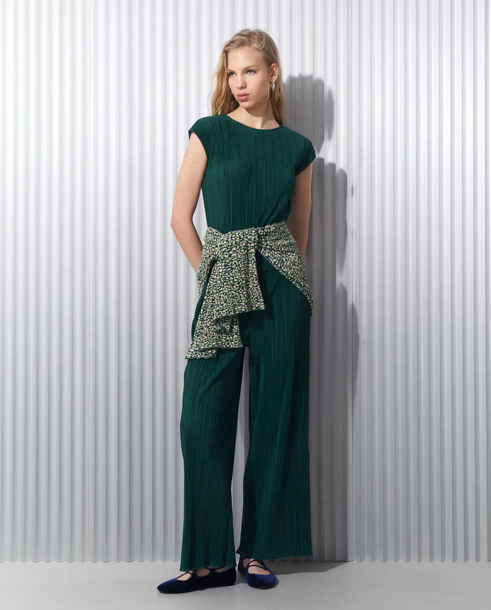 Широкие женские брюки гладкие Easy Wear, темно-зеленый
Широкие женские брюки гладкие Easy Wear, темно-зеленый