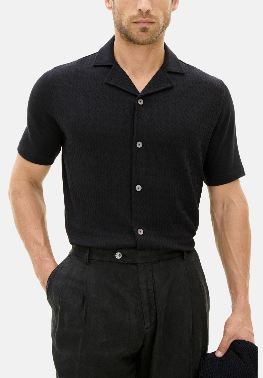 Рубашка KIRK Oscar Jacobson, цвет Night Blue
Рубашка KIRK Oscar Jacobson, цвет Night Blue