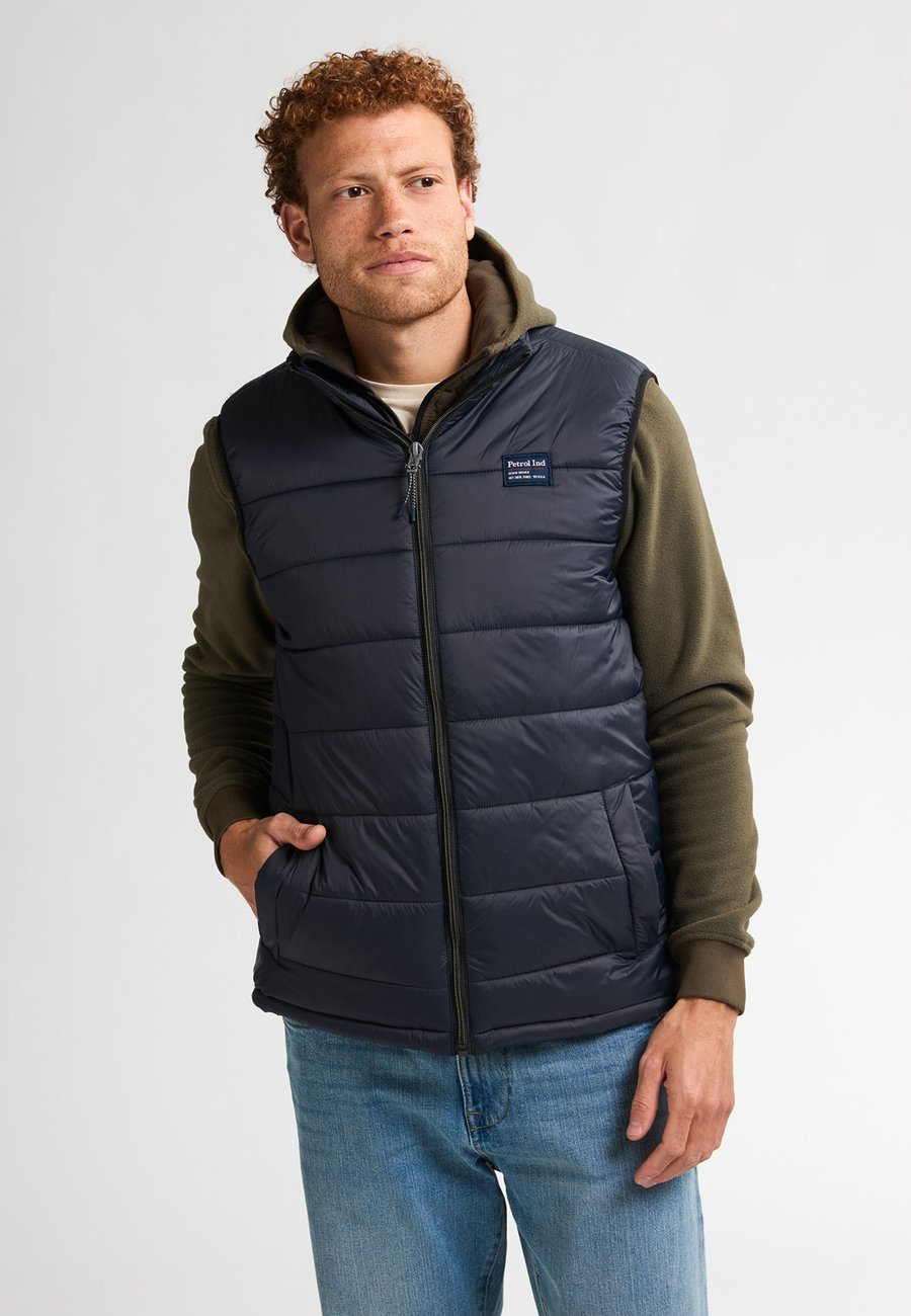 Куртка Petrol Industries BRYCE, Deep Black/Black
Куртка Petrol Industries BRYCE, Deep Black/Black