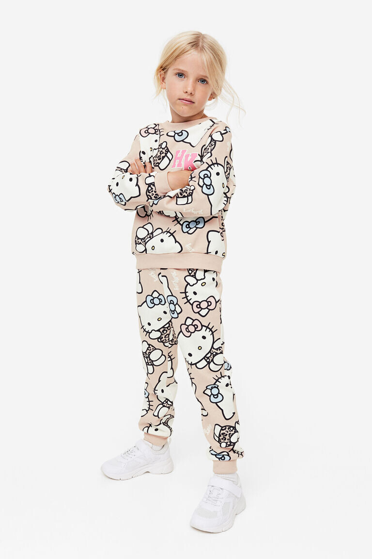 Джоггеры с принтом H&M, бежевый
Джоггеры с принтом H&M, бежевый