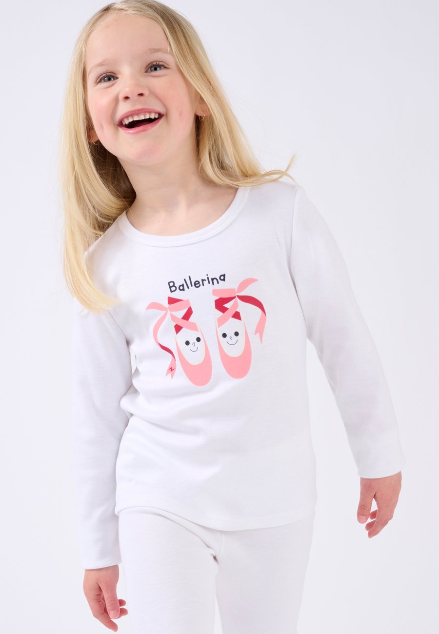 Топ Damart THERMOLACTYL MIXTE SÉRIGRAPHIÉS , Imported Ballet Flats/Off-White
Топ Damart THERMOLACTYL MIXTE SÉRIGRAPHIÉS , Imported Ballet Flats/Off-White