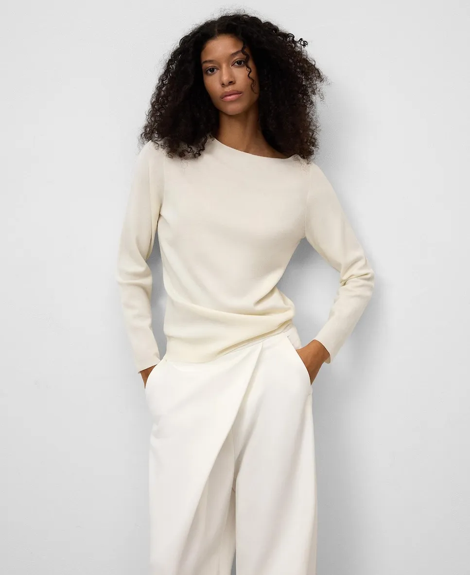 Женский трикотажный свитер с асимметричным вырезом Adolfo Dominguez, светло-бежевый
Женский трикотажный свитер с асимметричным вырезом Adolfo Dominguez, светло-бежевый