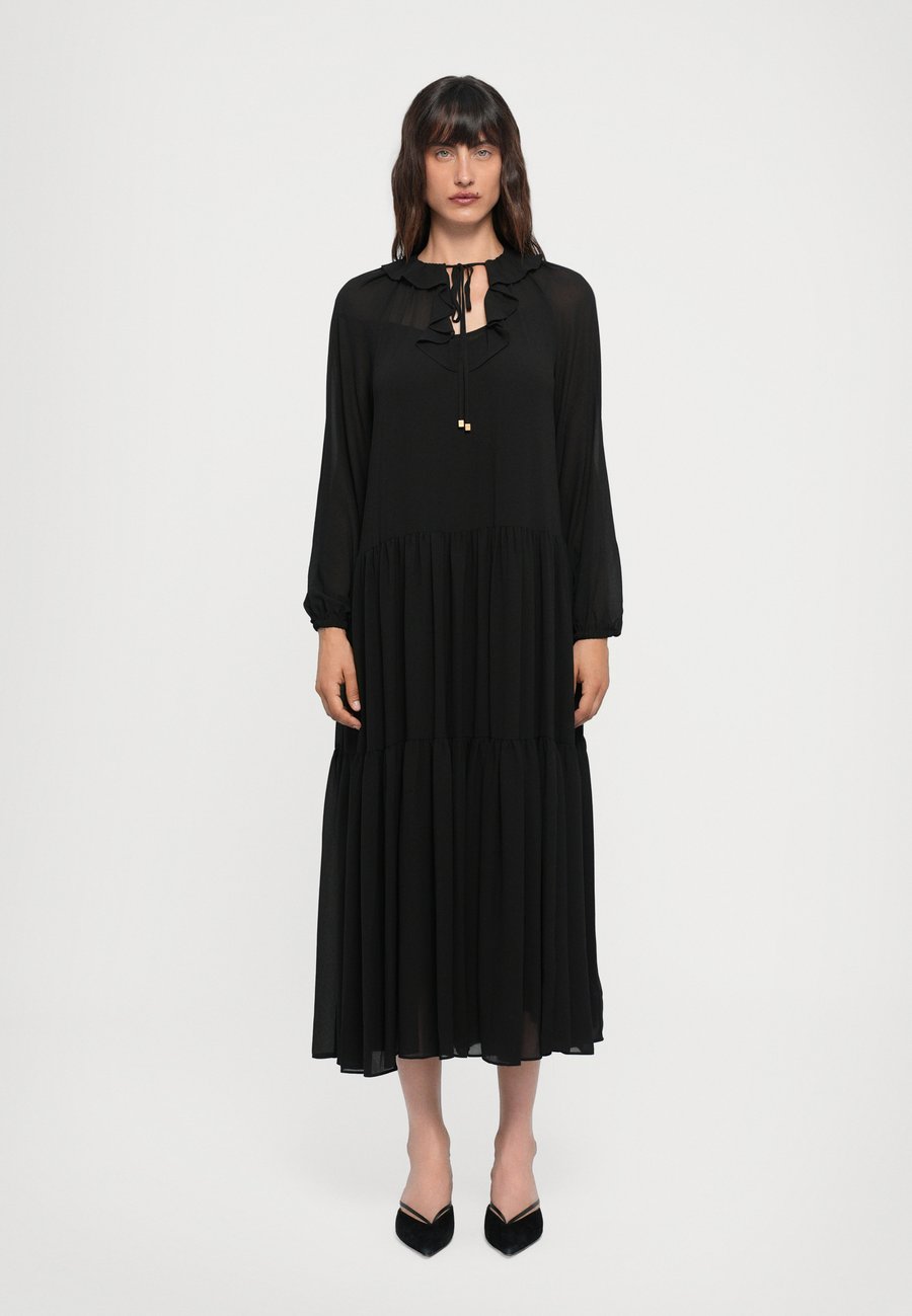 Платье MICHAEL Michael Kors RUFFLE NECK MAXI DRESS, Black
Платье MICHAEL Michael Kors RUFFLE NECK MAXI DRESS, Black