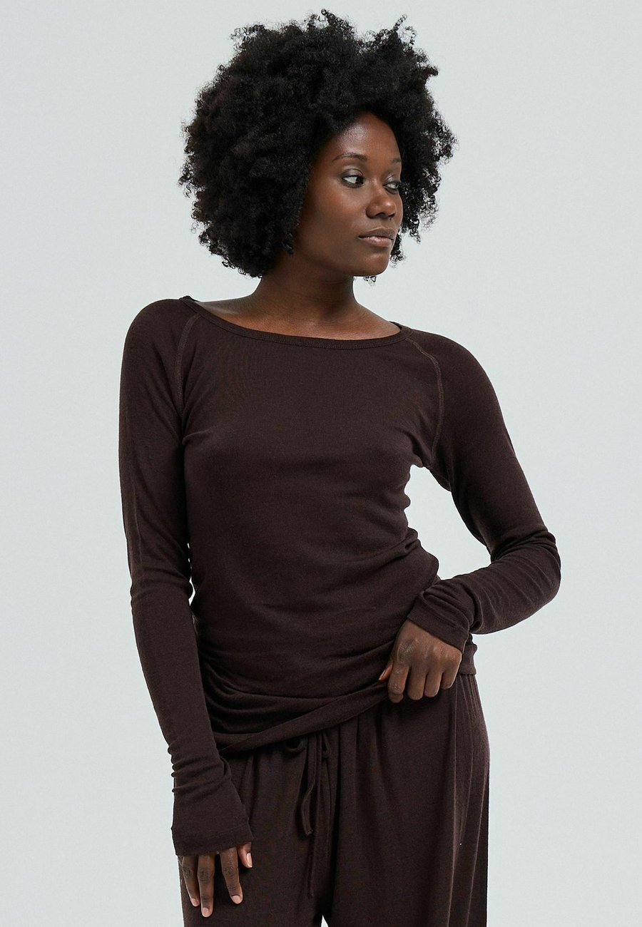Топ Seamless Basic JADE, Dark Brown
Топ Seamless Basic JADE, Dark Brown
