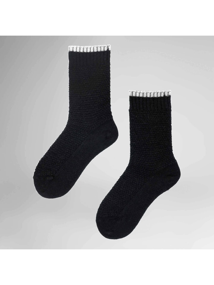 Носки-пузыри, блестящие, черного цвета Hudson
Носки-пузыри, блестящие, черного цвета Hudson