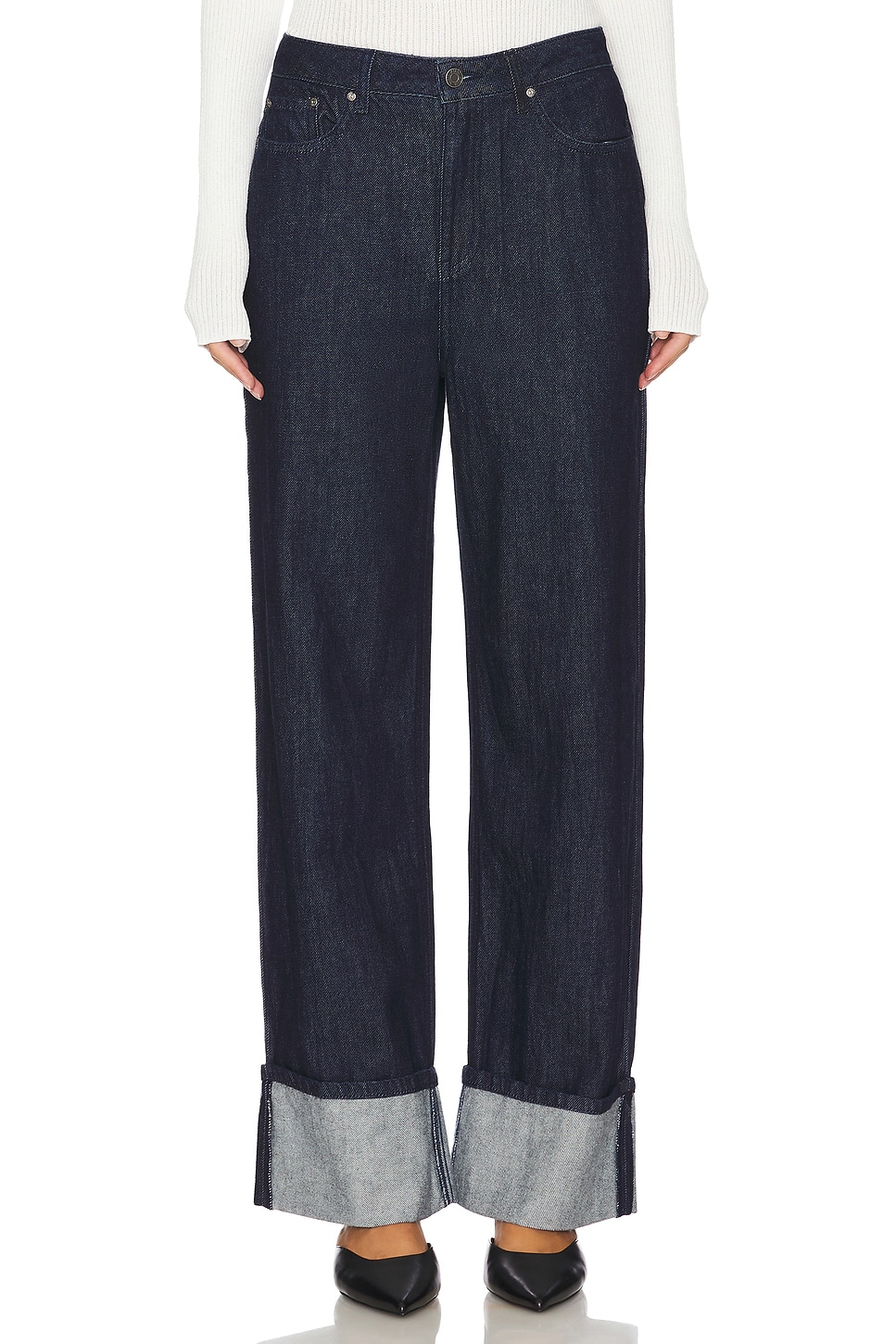 Джинсы кендалл Afrm, цвет dark rinse wash
Джинсы кендалл Afrm, цвет dark rinse wash