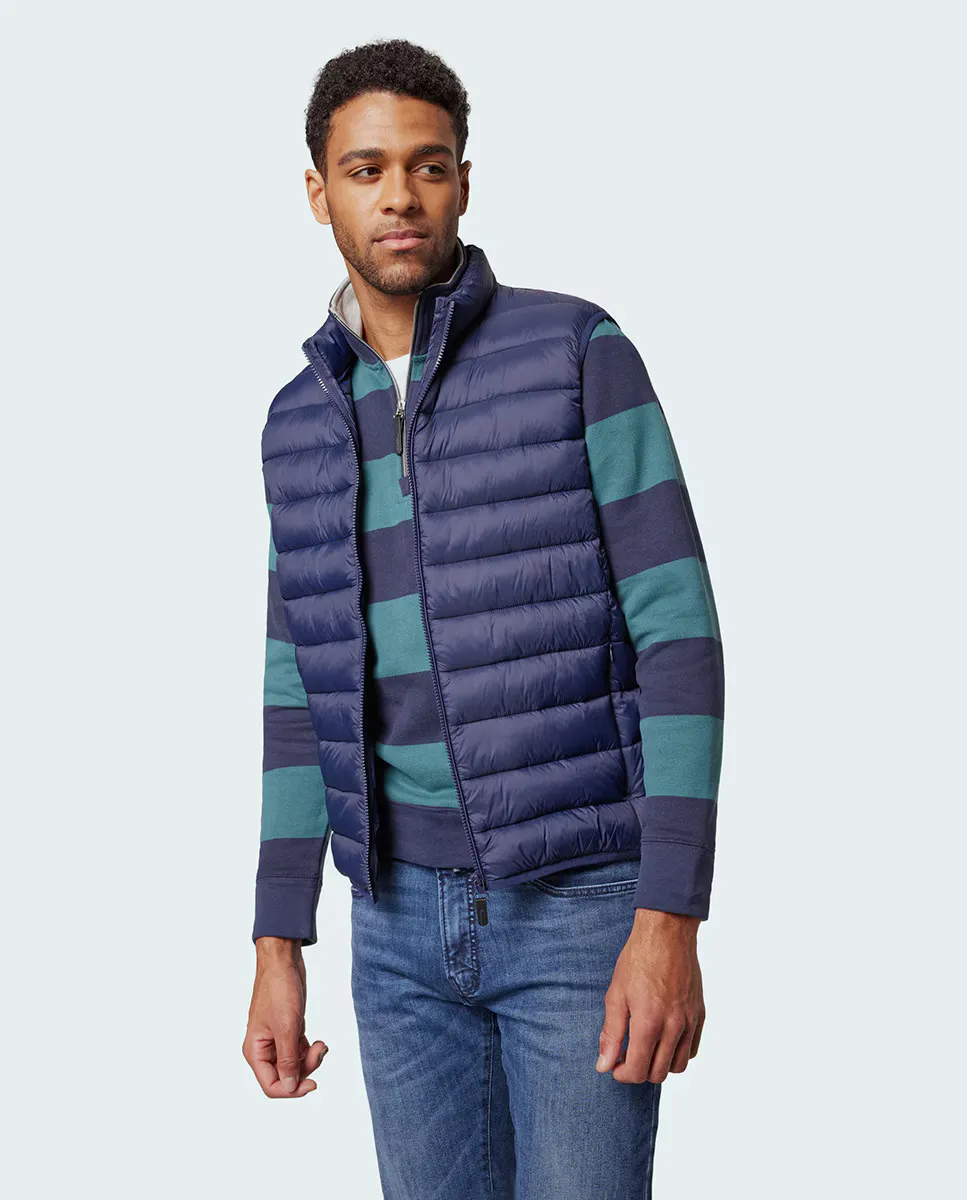 Мужской легкий пуховик Pierre Cardin, темно-синий
Мужской легкий пуховик Pierre Cardin, темно-синий