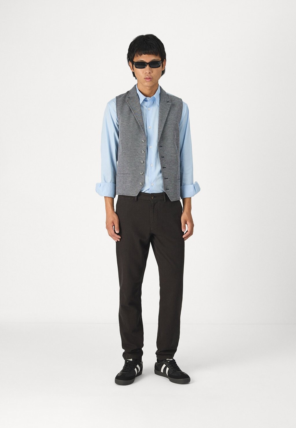 Костюмный жилет CODY SLIM FIT WAISTCOAT Jack & Jones PREMIUM, светло-голубой
Костюмный жилет CODY SLIM FIT WAISTCOAT Jack & Jones PREMIUM, светло-голубой