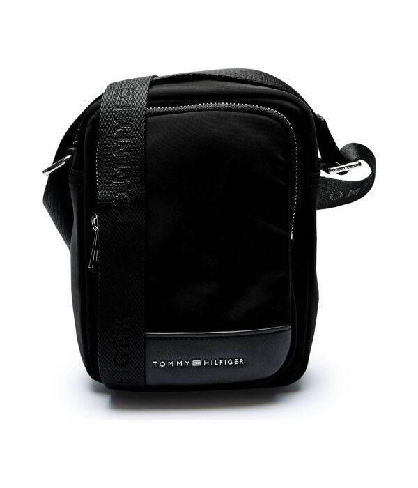 Маленькая сумочка Tommy Hilfiger, черный
Маленькая сумочка Tommy Hilfiger, черный