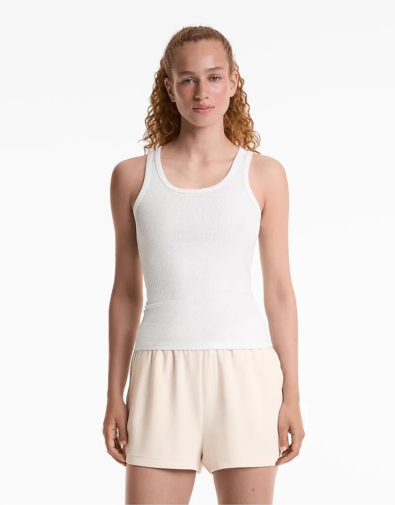 Топ без рукавов Oysho в рубчик с хлопком и модалом в кремово-белом цвете
Топ без рукавов Oysho в рубчик с хлопком и модалом в кремово-белом цвете