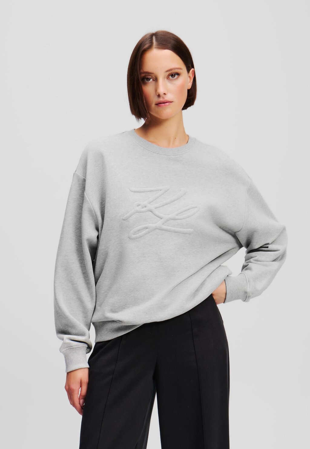 Толстовка AUTOGRAPH KARL LAGERFELD, светло-серый
Толстовка AUTOGRAPH KARL LAGERFELD, светло-серый