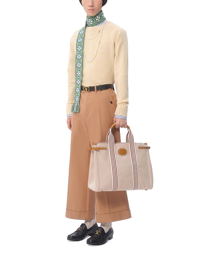 Холщовая сумка Antibes Valentino Garavani, коричневый/бежевый
Холщовая сумка Antibes Valentino Garavani, коричневый/бежевый