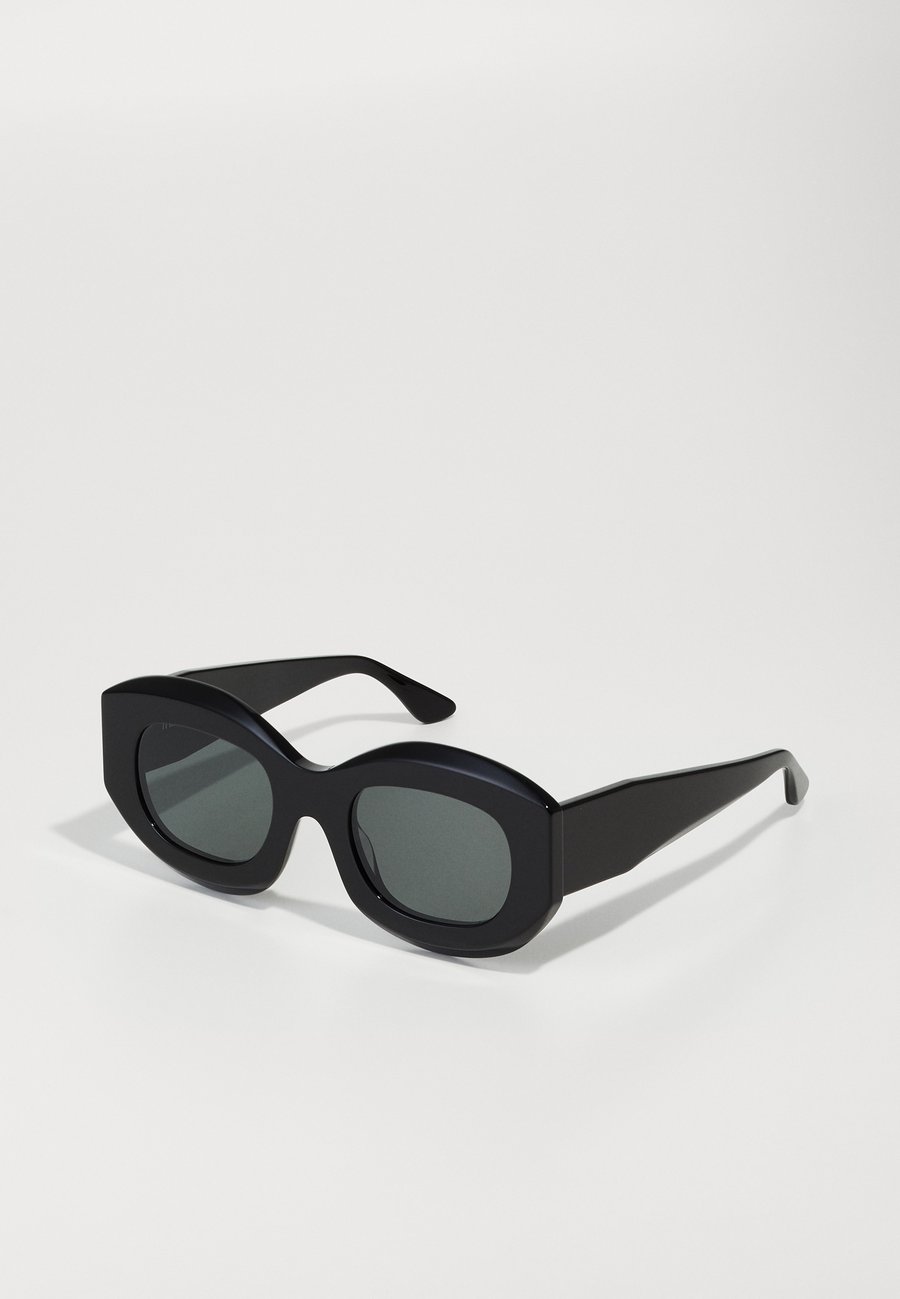 Солнцезащитные очки Thierry Lasry TROPHY, Black
Солнцезащитные очки Thierry Lasry TROPHY, Black