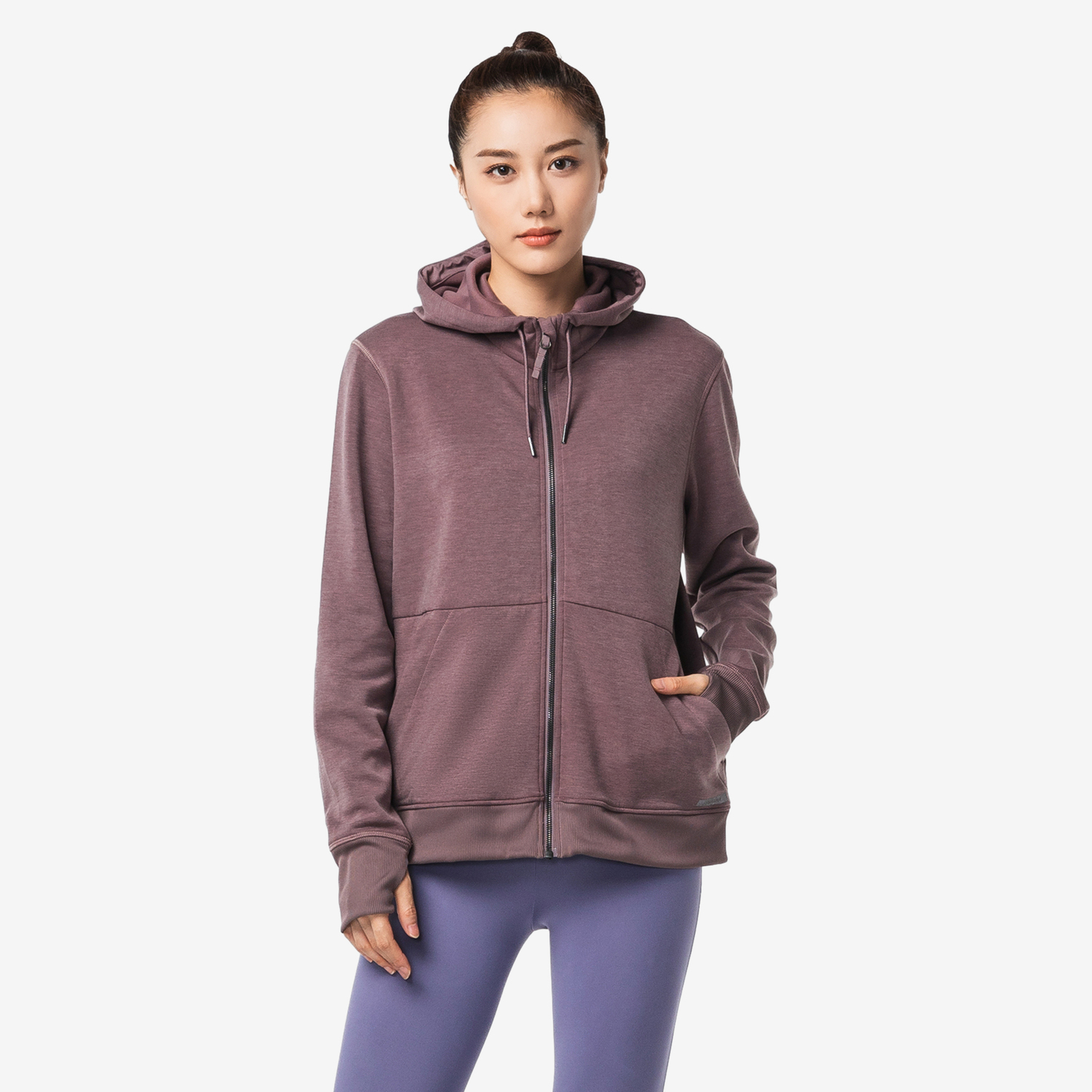 Женская беговая утеплённая куртка с капюшоном Kalenji серии 500
Женская беговая утеплённая куртка с капюшоном Kalenji серии 500