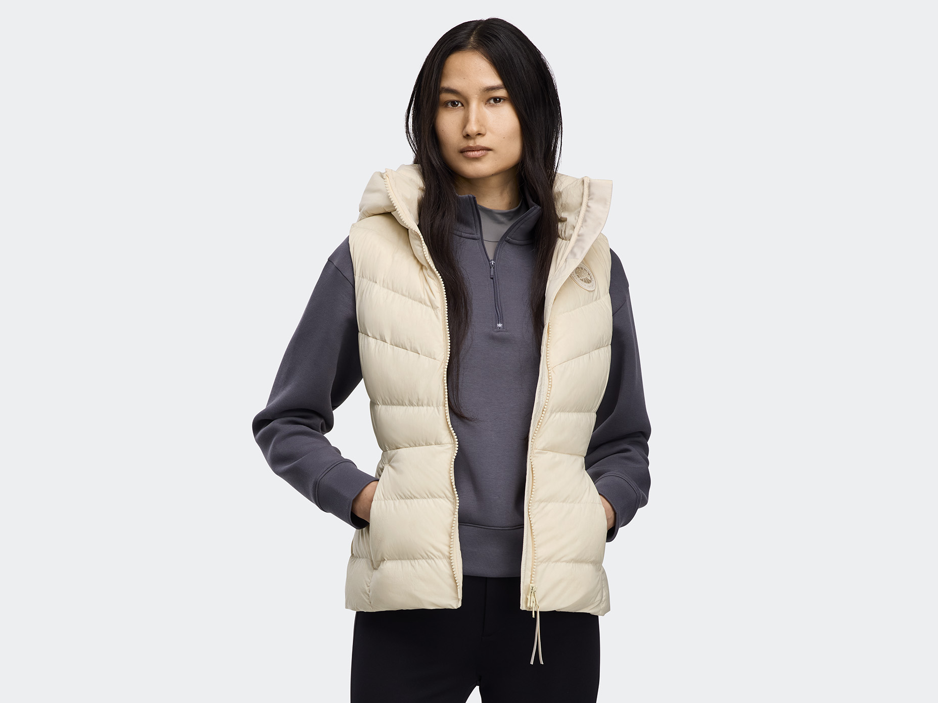 Жилет Canada Goose Clair Tonal Label, Linen
Жилет Canada Goose Clair Tonal Label, Linen