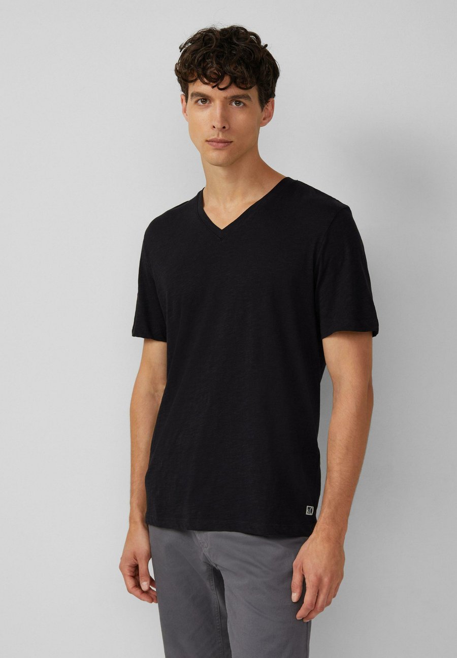 Футболка s.Oliver MIT V-AUSSCHNITT, Schwarz/Black
Футболка s.Oliver MIT V-AUSSCHNITT, Schwarz/Black