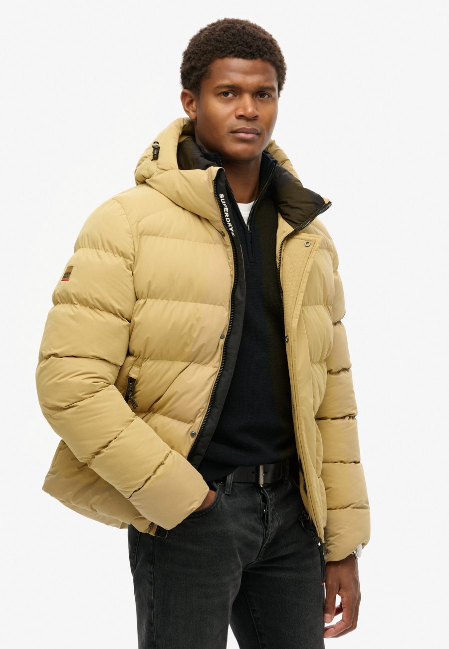 Куртка Superdry & Co Winter jacket, Rock Stone/Yellow
Куртка Superdry & Co Winter jacket, Rock Stone/Yellow
