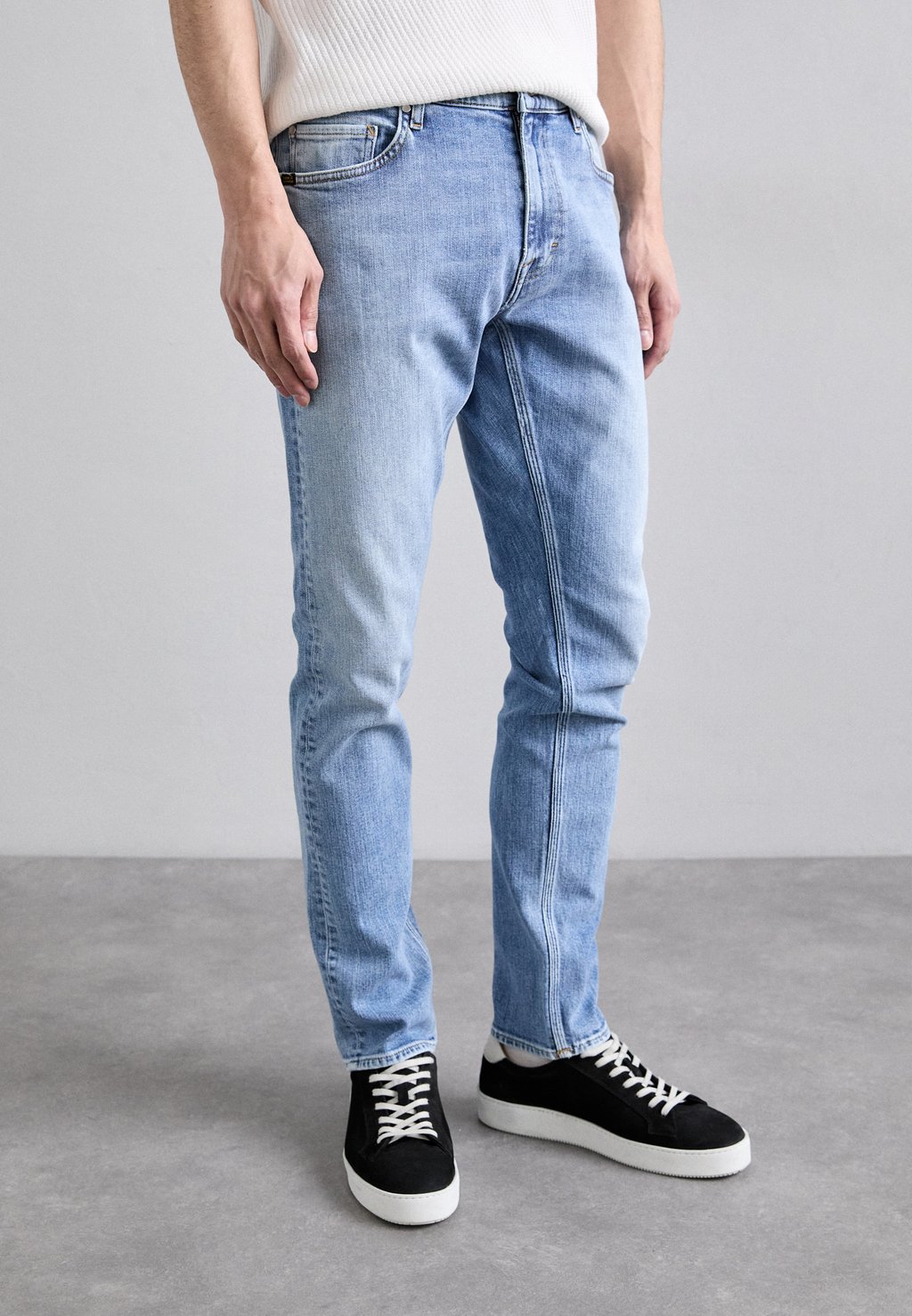 Джинсы облегающего кроя PISTOLERO Tiger of Sweden, цвет Dust Blue
Джинсы облегающего кроя PISTOLERO Tiger of Sweden, цвет Dust Blue