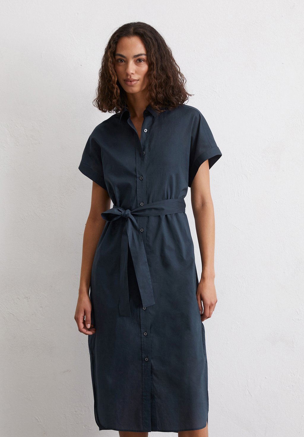 Платье-рубашка TEM-VOILE Marc O'Polo, темно-синий
Платье-рубашка TEM-VOILE Marc O'Polo, темно-синий