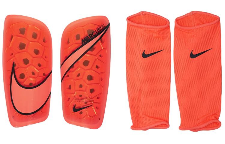 Футбольные щитки для голени Nike
Футбольные щитки для голени Nike