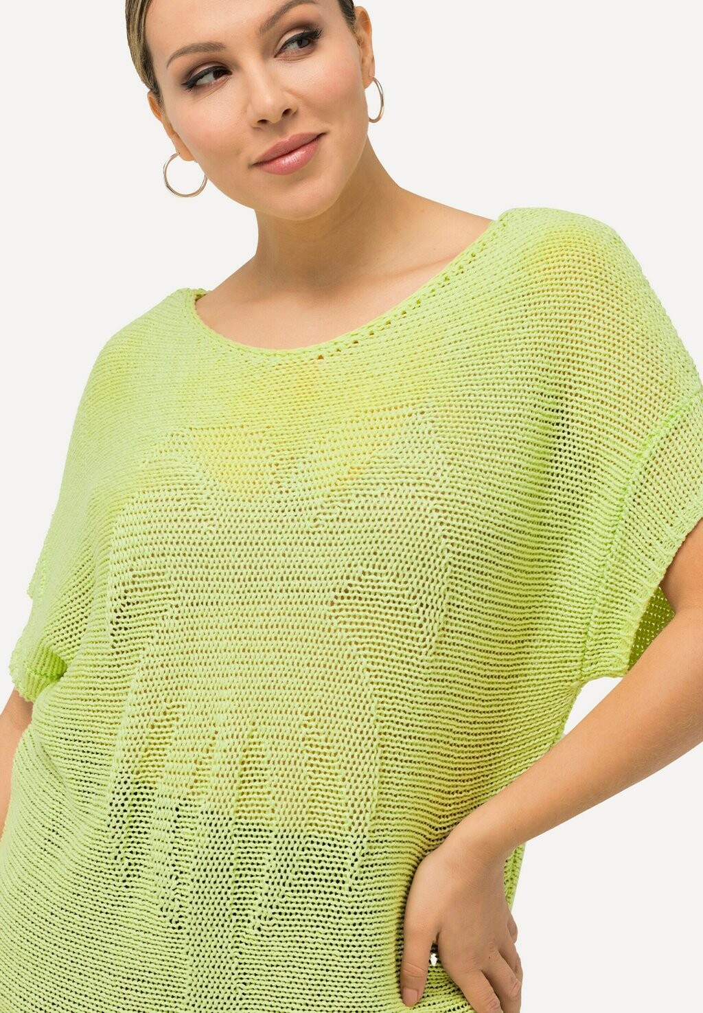 Базовая футболка TEXTURED PALM TREE SHORT SLEEVE Ulla Popken, светло-зеленый
Базовая футболка TEXTURED PALM TREE SHORT SLEEVE Ulla Popken, светло-зеленый