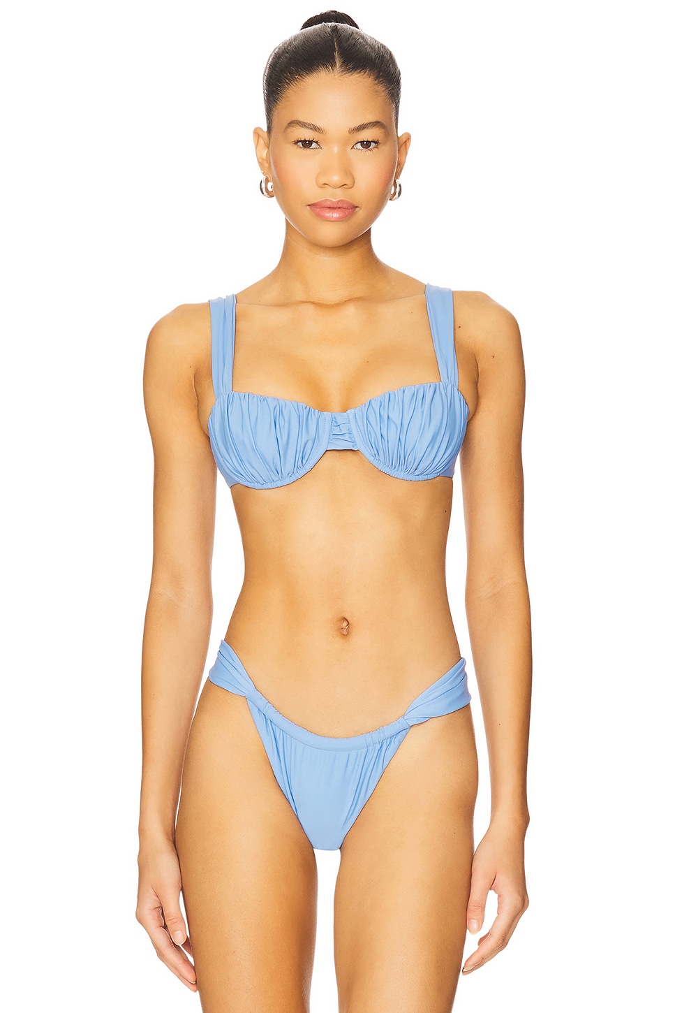 Топ бикини Emily от Faithfull The Brand, soft blue
Топ бикини Emily от Faithfull The Brand, soft blue