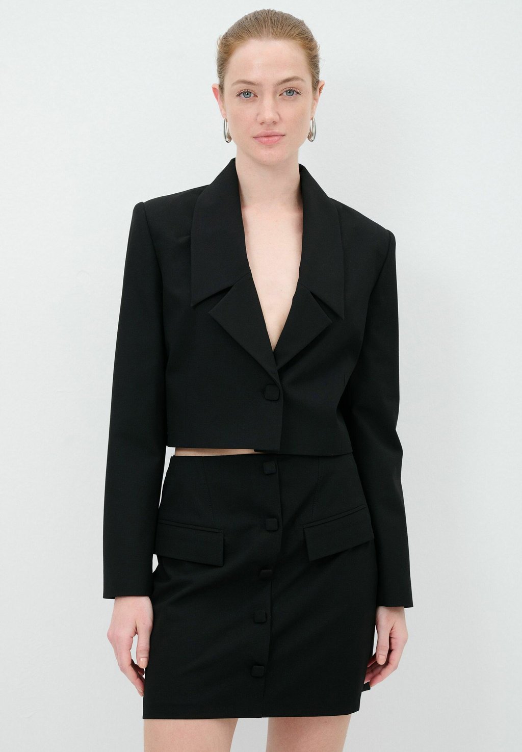 Блейзер adL, черный
Блейзер adL, черный