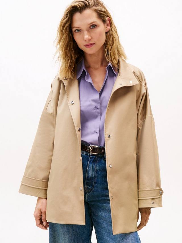 Расклешенное водонепроницаемое пальто Relaxed Tommy Hilfiger, Beige
Расклешенное водонепроницаемое пальто Relaxed Tommy Hilfiger, Beige