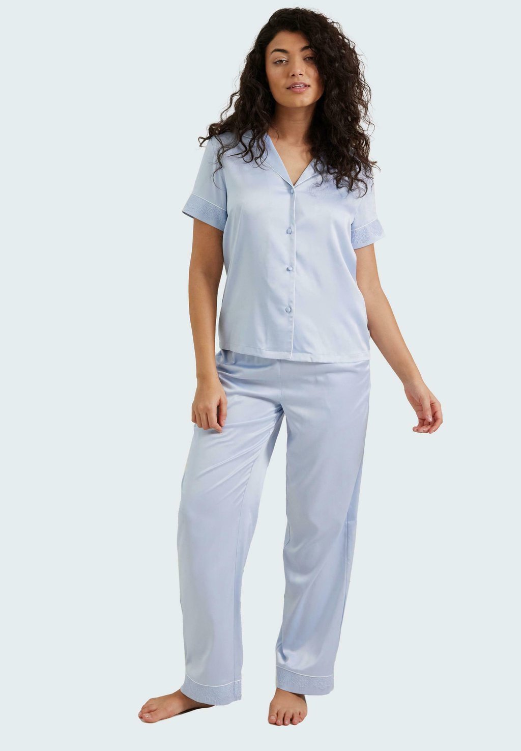 Пижама TRIM SET - Pyjama set Chelsea Peers, синий
Пижама TRIM SET - Pyjama set Chelsea Peers, синий