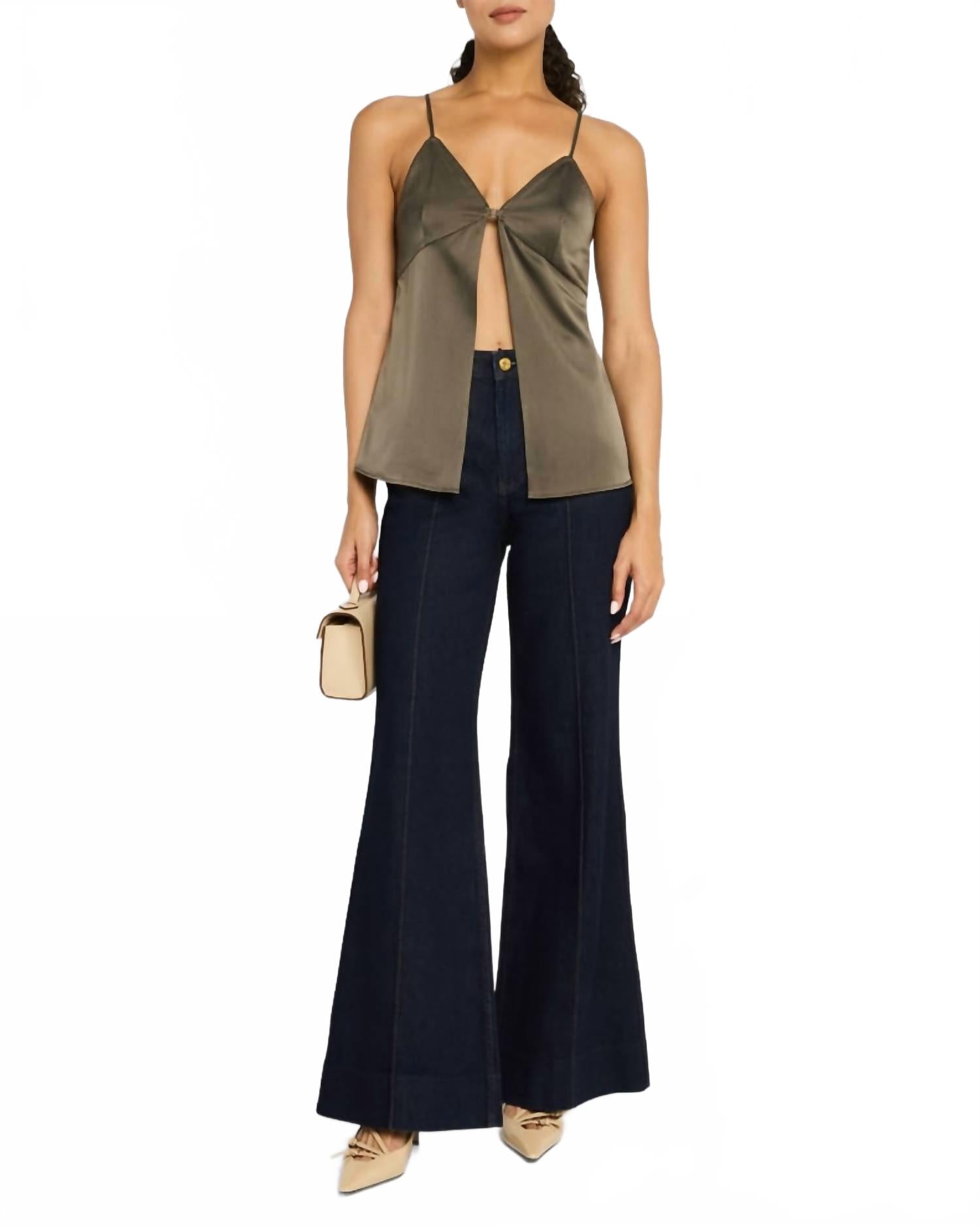 Скайлар Флейр Брюки Джинсы в синем Rag & bone
Скайлар Флейр Брюки Джинсы в синем Rag & bone