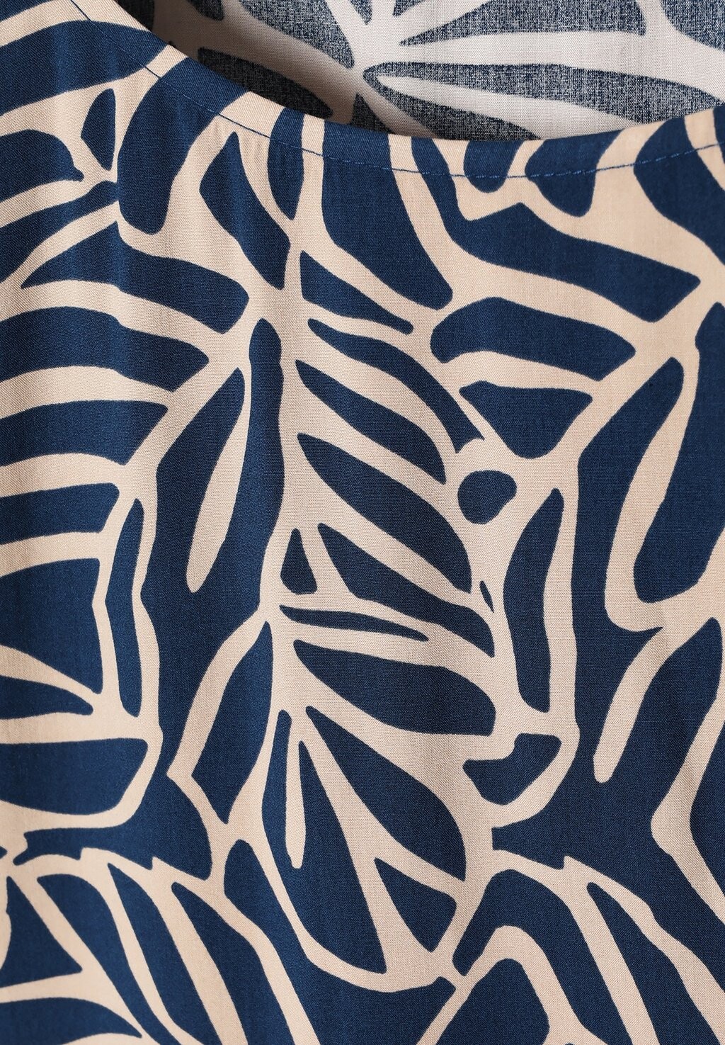 Блуза TATUUM, темно-синий
Блуза TATUUM, темно-синий