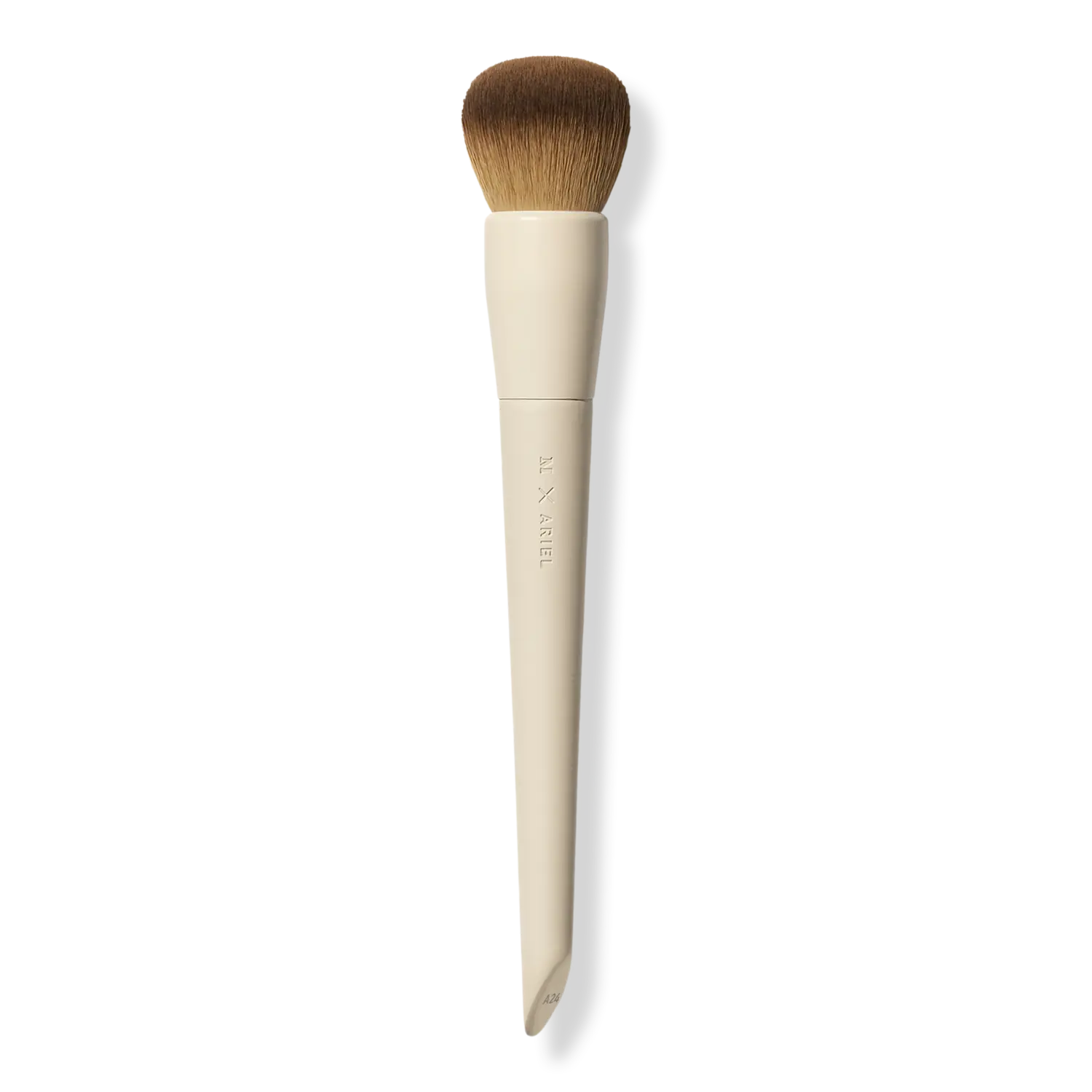 Кисть для тональной основы X Ariel A24 Signature Foundation Brush Morphe
Кисть для тональной основы X Ariel A24 Signature Foundation Brush Morphe