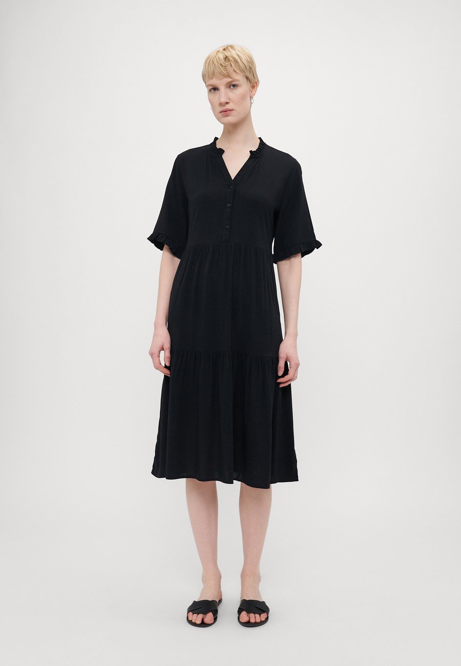 Платье Vero Moda Tall VMEASY 2/4 CALF DRESS, Black
Платье Vero Moda Tall VMEASY 2/4 CALF DRESS, Black