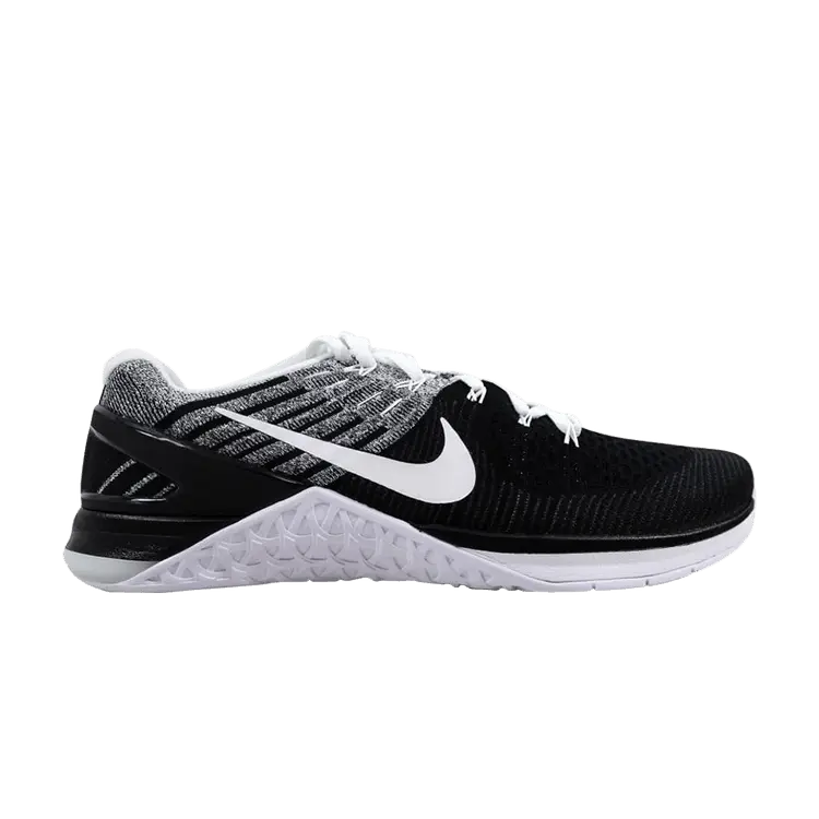 Кроссовки Nike Metcon DSX Flyknit, черный
Кроссовки Nike Metcon DSX Flyknit, черный