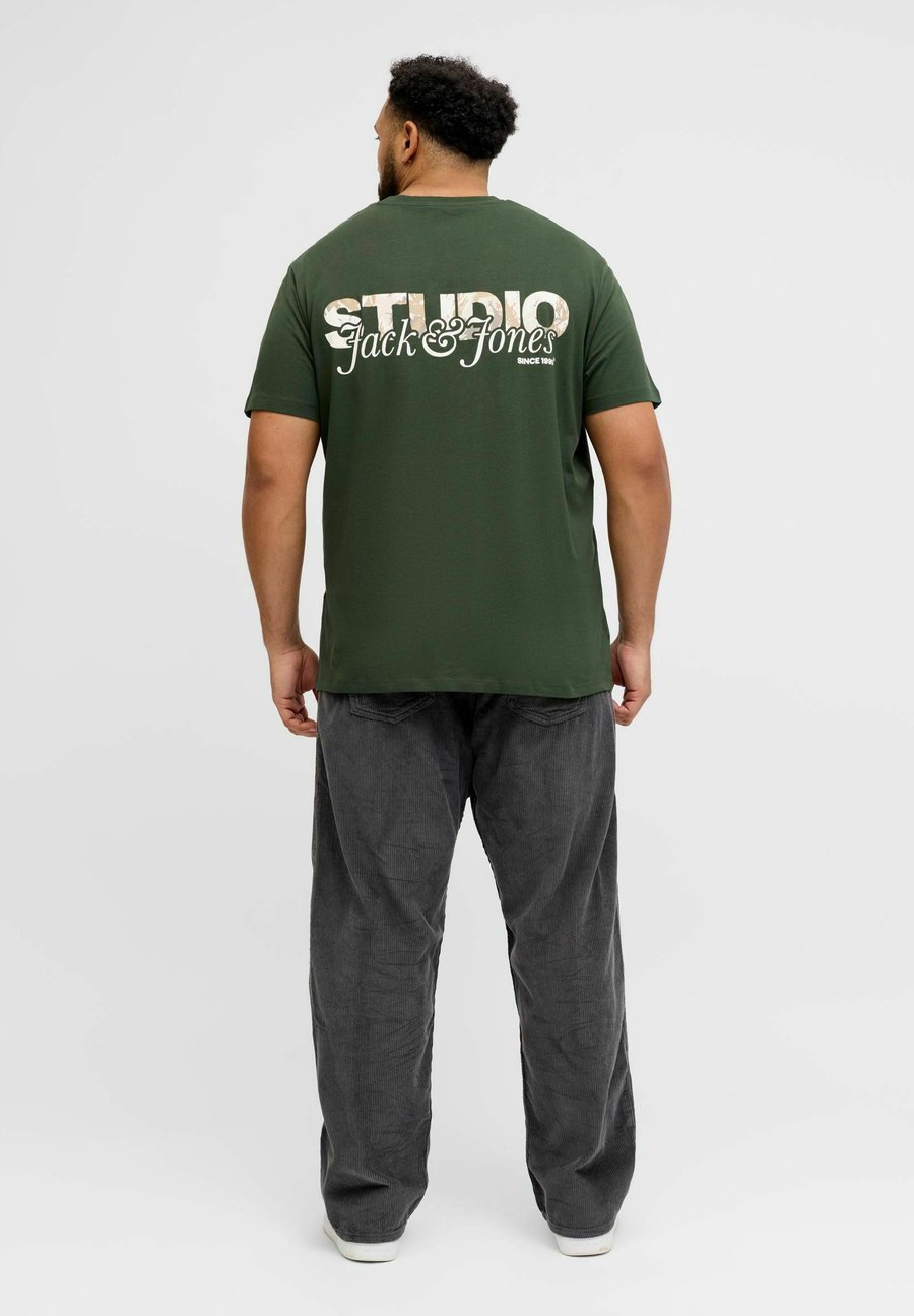 Футболка Jack & Jones PLUS SIZE , Duffel Bag/Khaki, Хаки, Футболка Jack & Jones PLUS SIZE , Duffel Bag/Khaki
Футболка Jack & Jones PLUS SIZE , Duffel Bag/Khaki, Хаки, Футболка Jack & Jones PLUS SIZE , Duffel Bag/Khaki