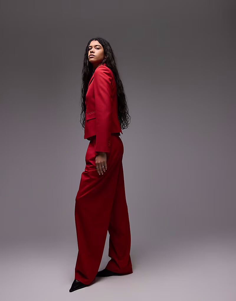 Комбинезон с прямыми брюками Mango красного цвета 
Комбинезон с прямыми брюками Mango красного цвета