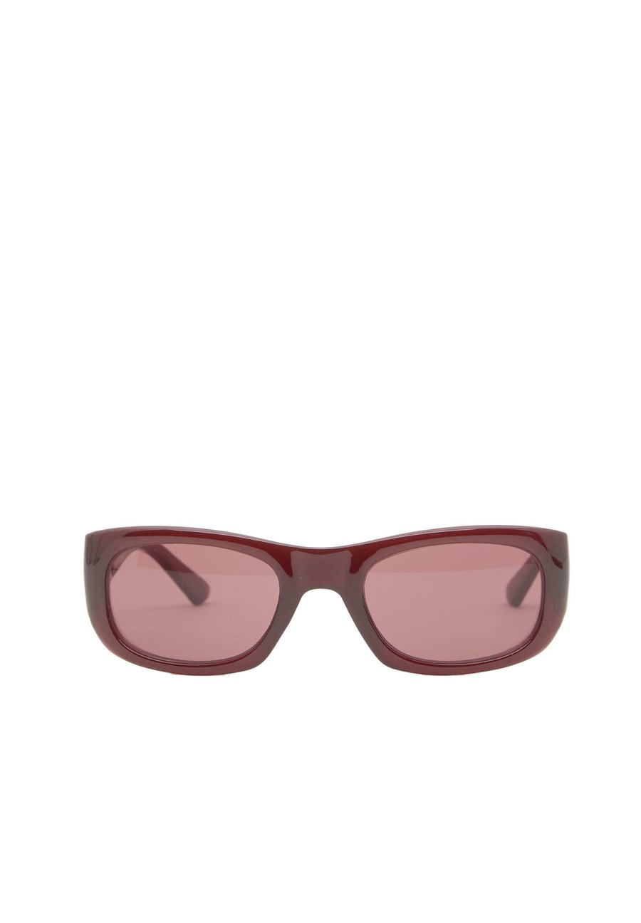Солнцезащитные очки PULL&BEAR Sunglasses, Dark Red
Солнцезащитные очки PULL&BEAR Sunglasses, Dark Red